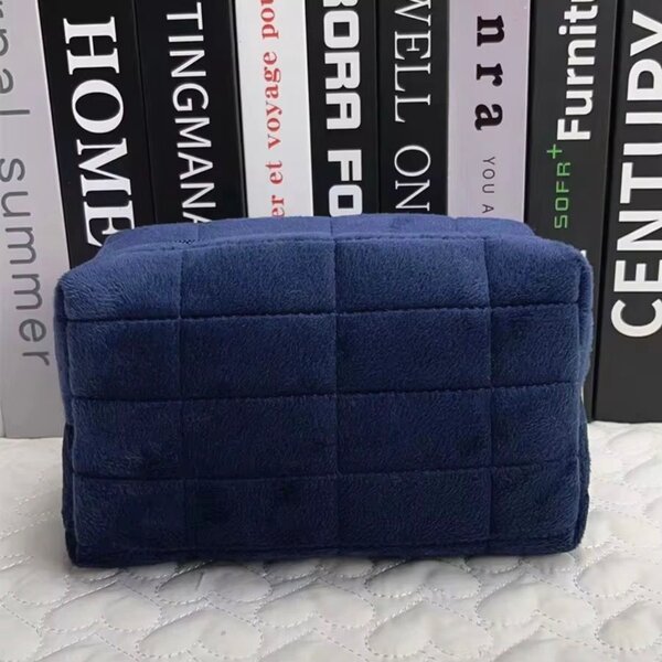 Pochette de maquillage en velours