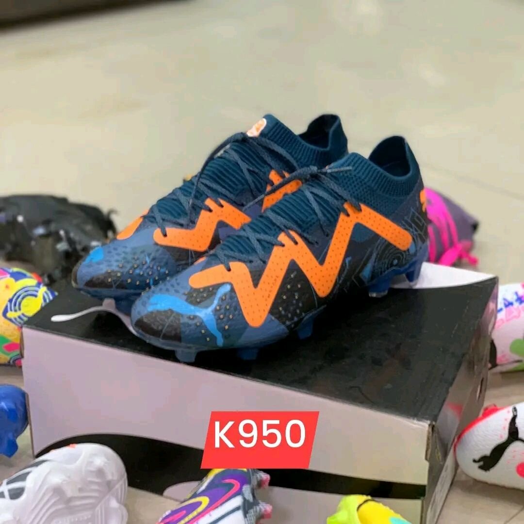 Puma soccer boots