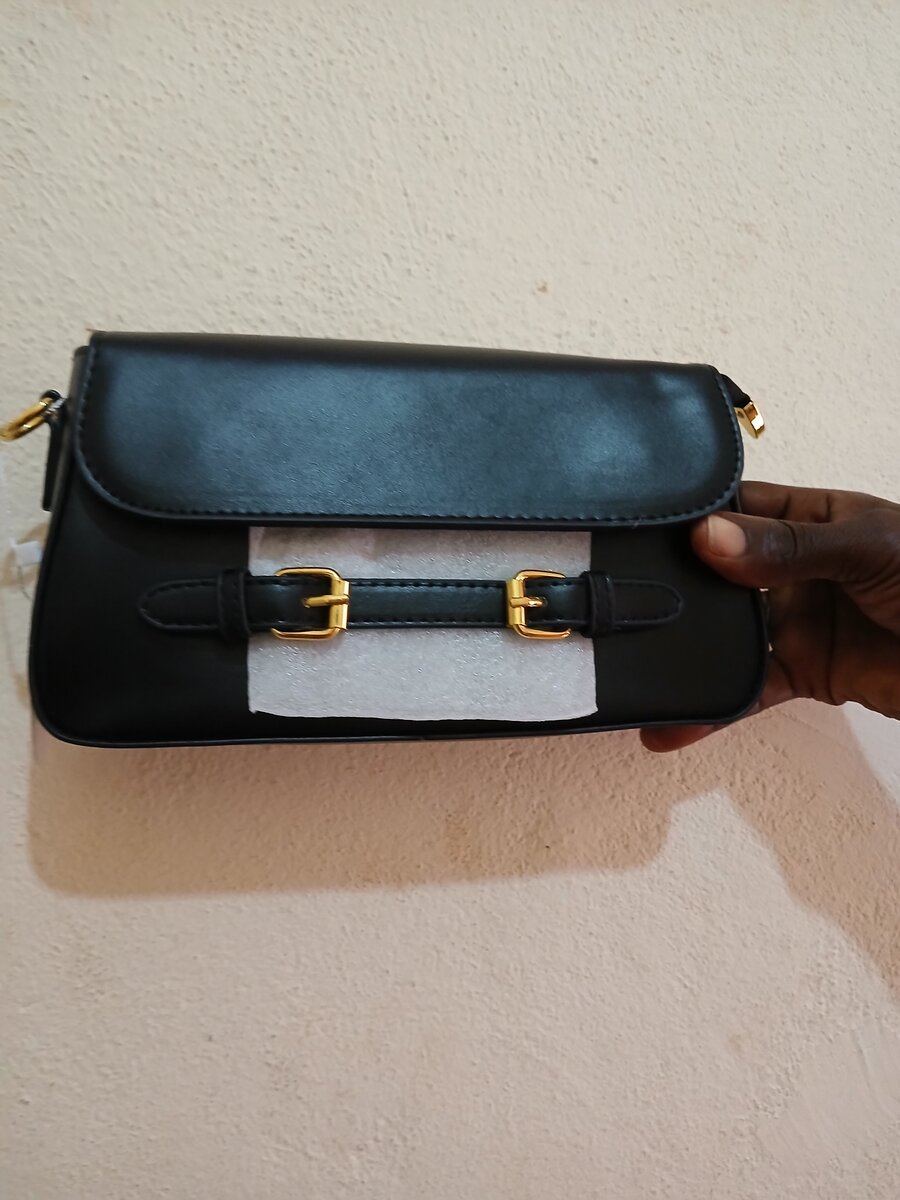 Sac à main moderne en cuir