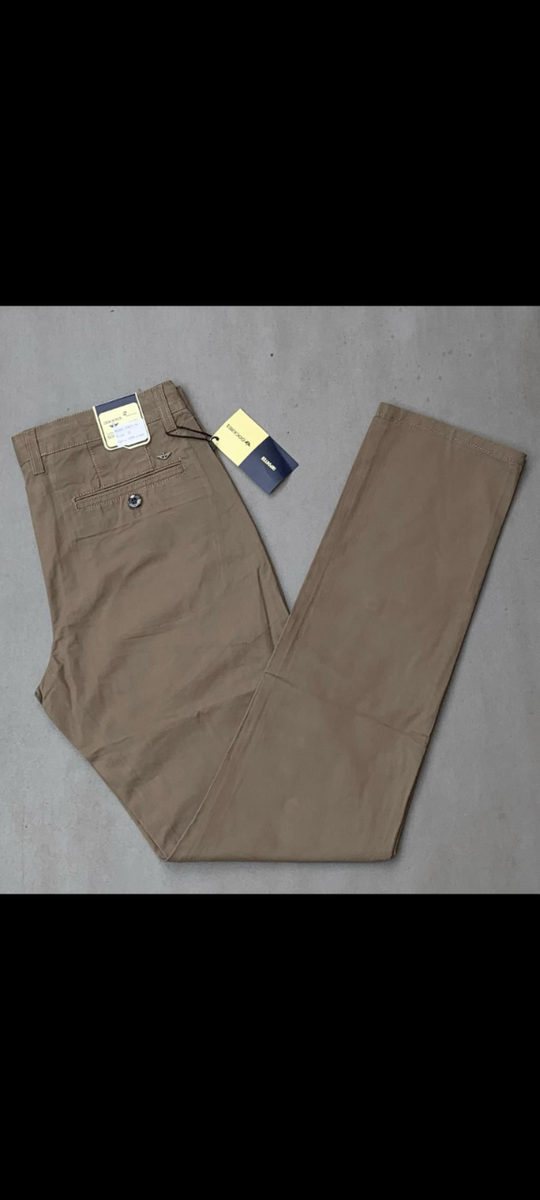 Pantalon chino pour homme élégant