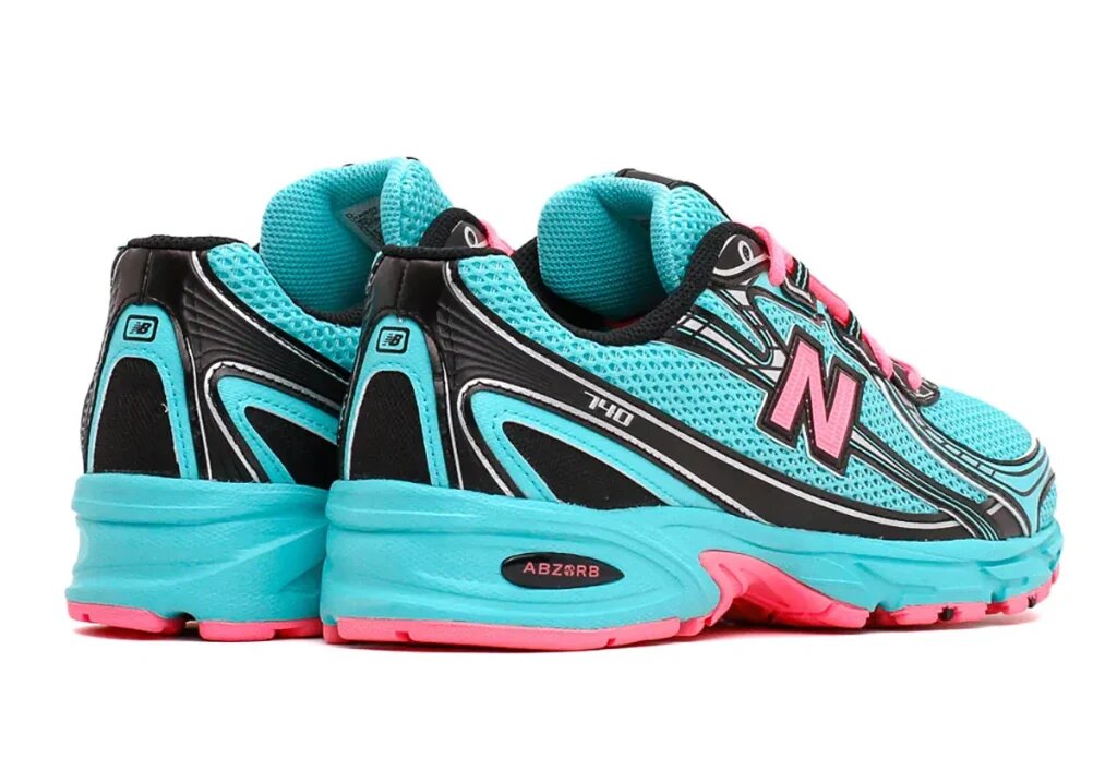 New Balance 740