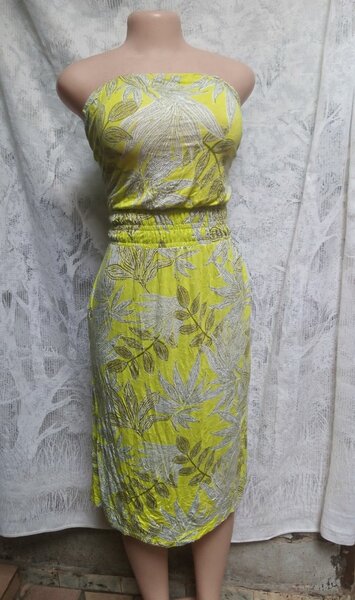 Robe Tube Florale Jaune Élégante