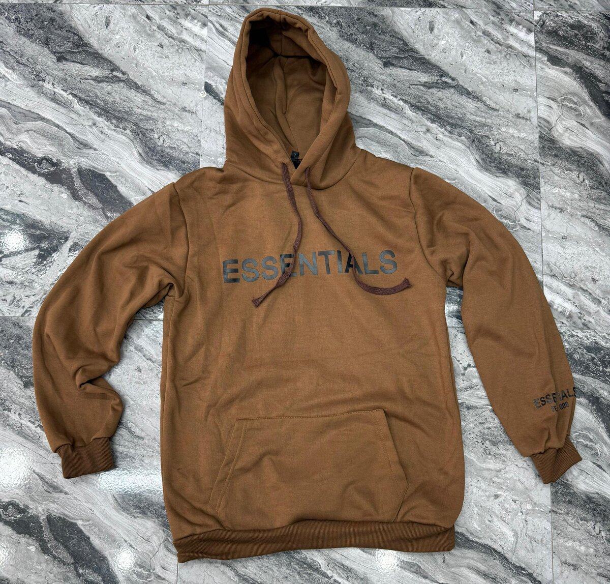 Sweat à Capuche Essentials