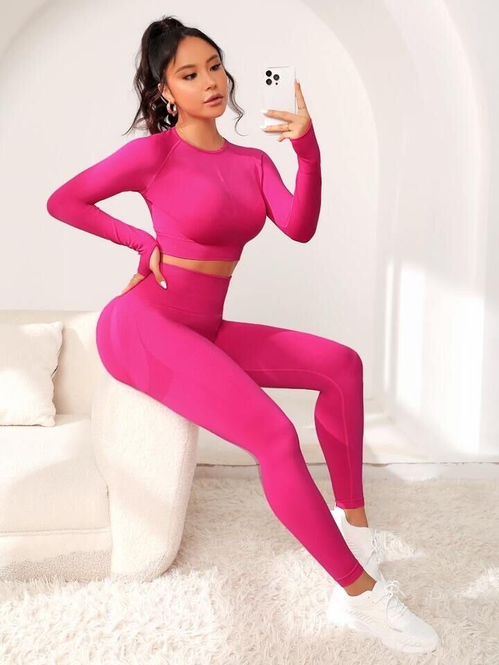 Tenue de sport femme élégante