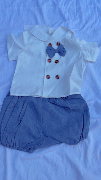 Tenue enfant fleurie