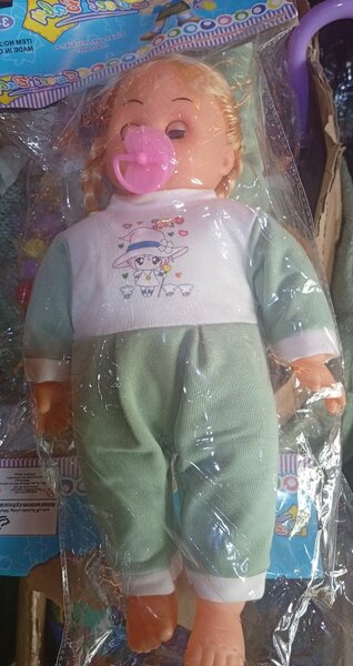 Poupée Bébé avec Sucette