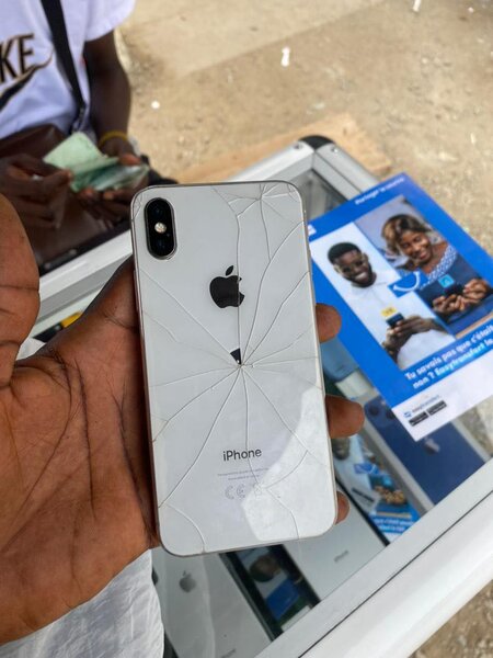 iPhone X 64giga