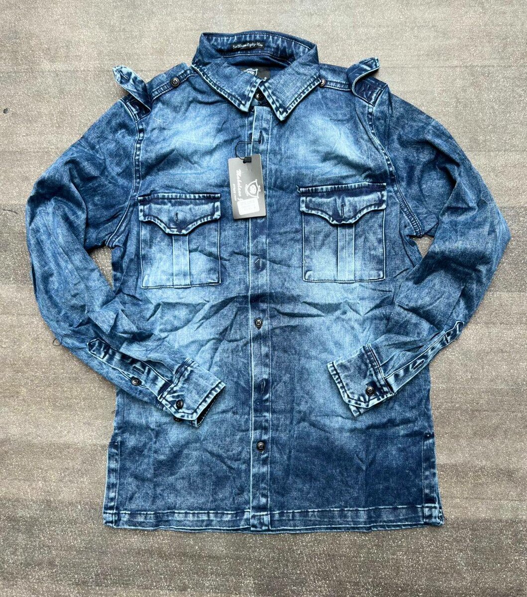 Chemise en jean stylée homme