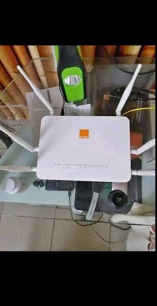 Routeur WiFi puissant 4 antennes