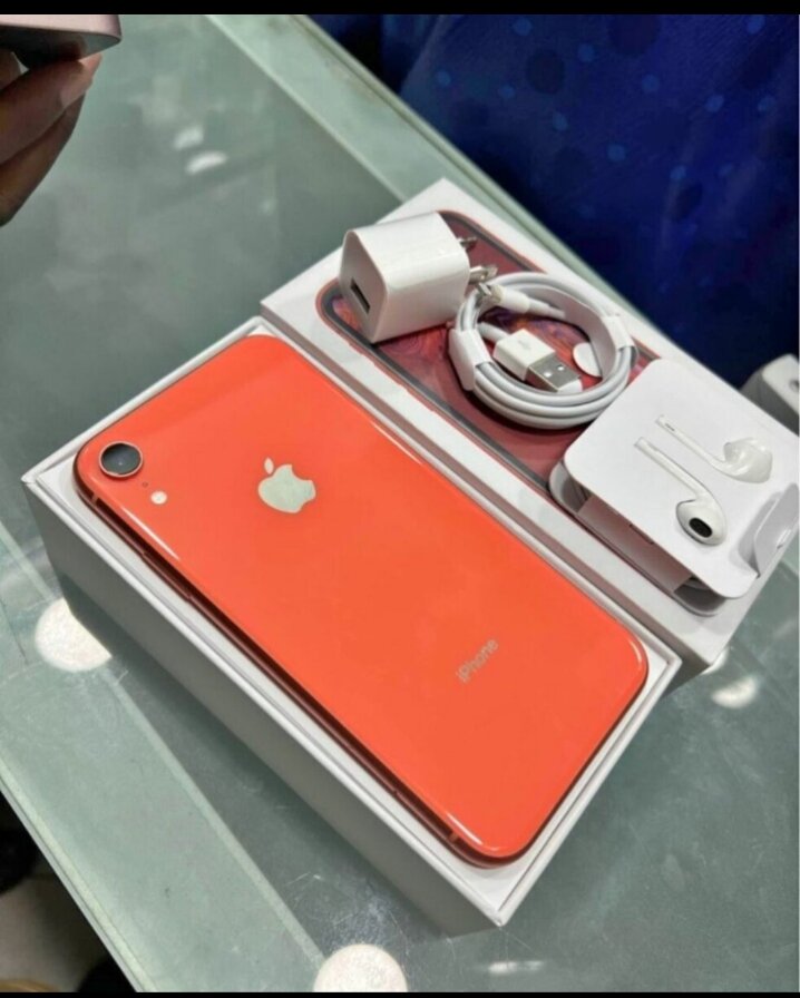 iPhone XR Rouge Neuf