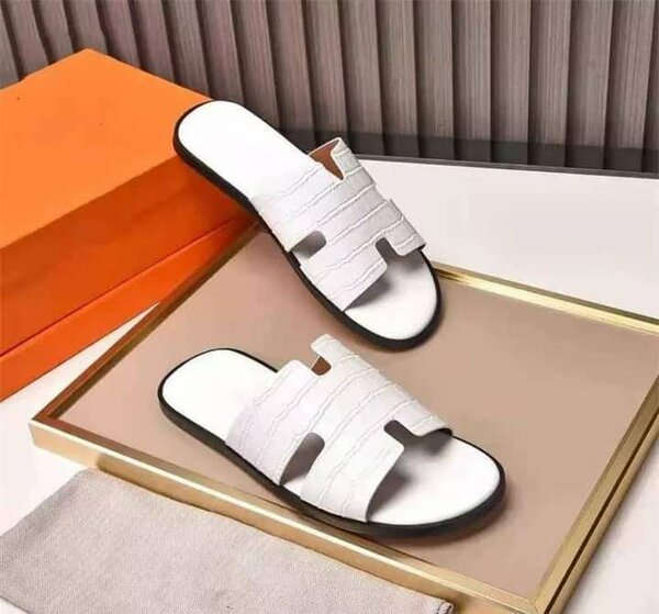 Sandale en cuir originale