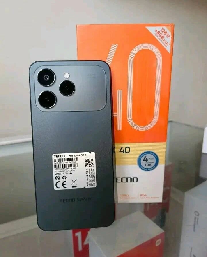 Tecno spakt40 128GB