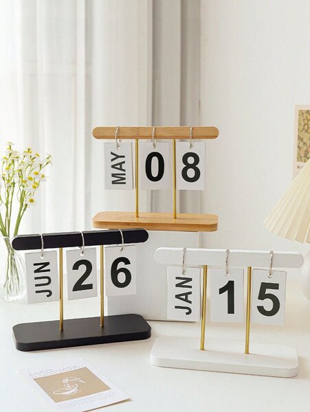 Calendrier perpétuel en bois élégant