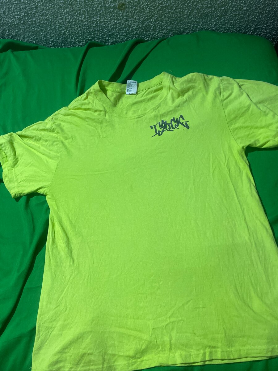 T-shirts graphiques colorés