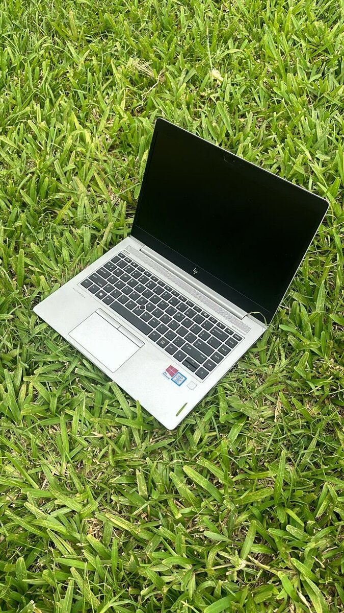 HP EliteBook 840 G6  Core i7 , 8th *16Gb de Ram*  512