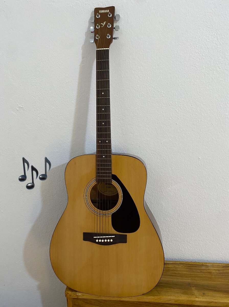 Guitare YAMAHA Originale