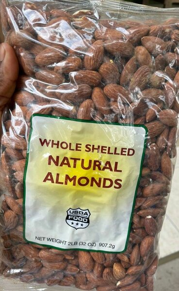 Natural Almond Nut