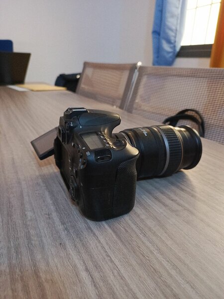 Appareil photo Canon EOS 60D