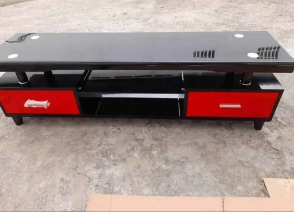 Table TV moderne avec rangement