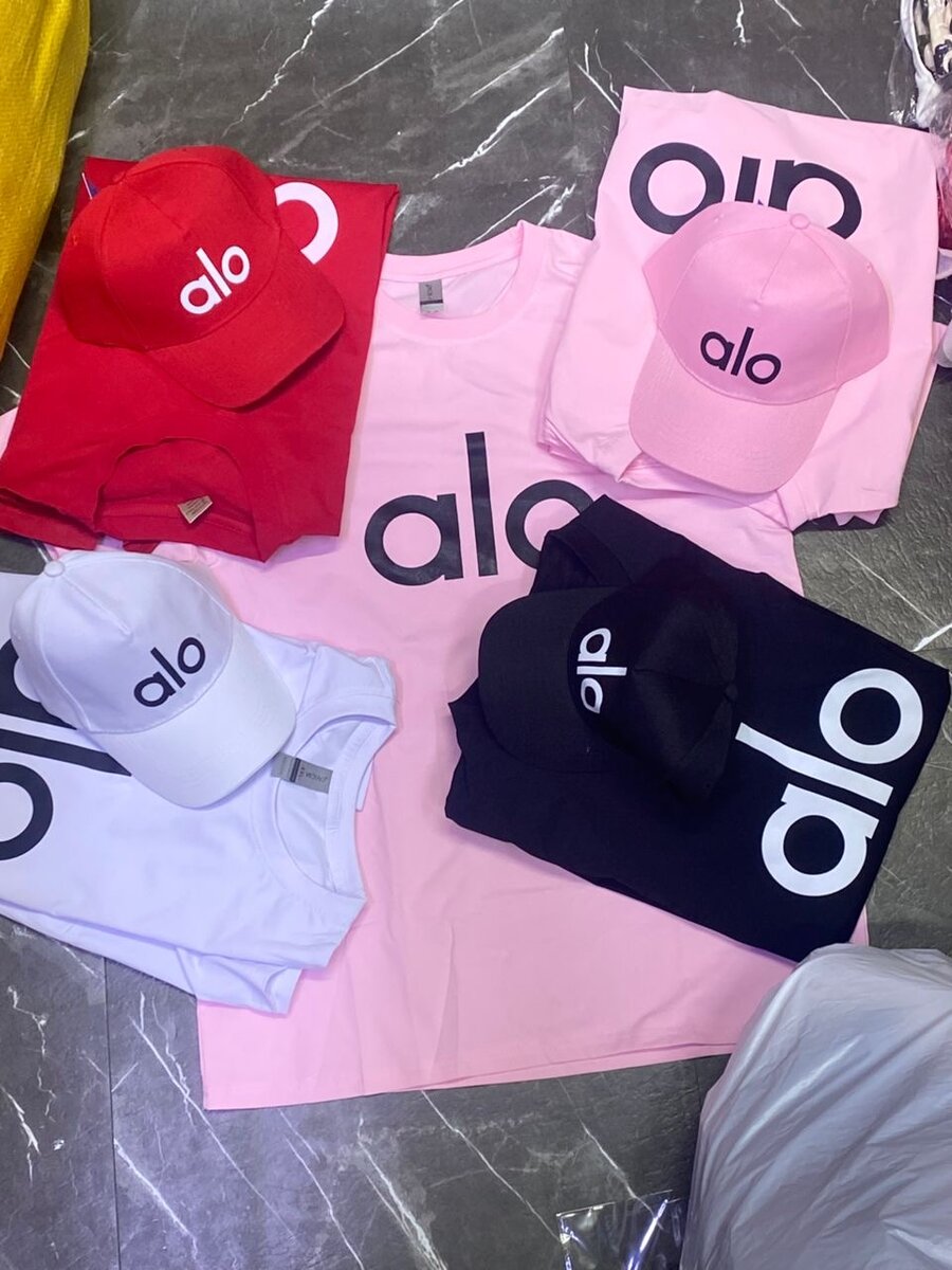 T-shirts et casquettes stylées