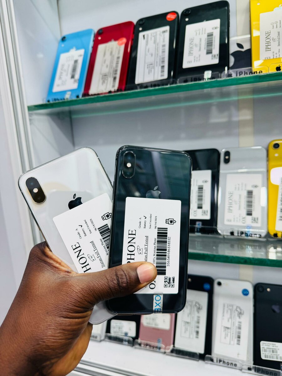 iPhone X 64Go Casi Neuf colis