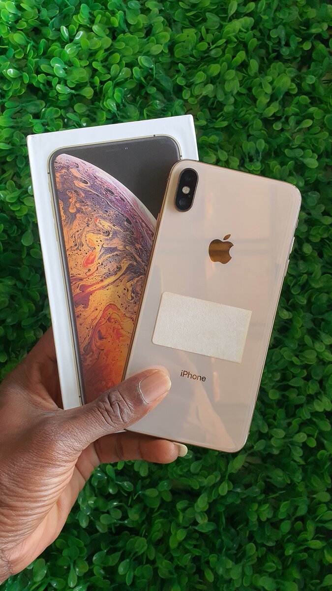 IPhone XS Max ios 18