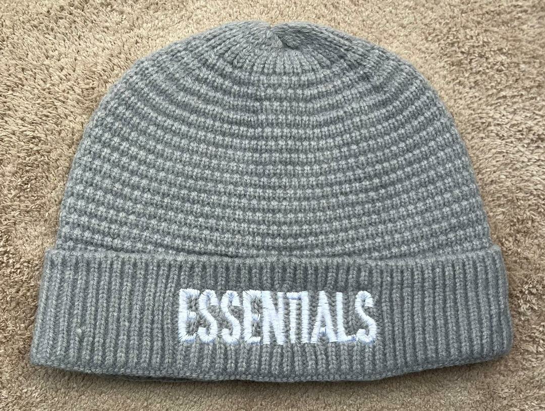 Bonnet en laine Essentials