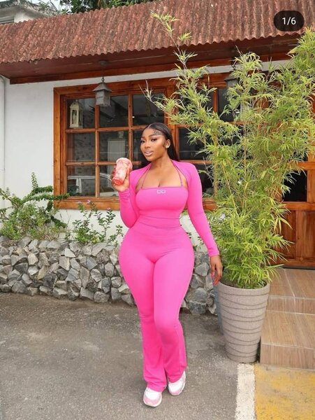 Robe élégante à motifs