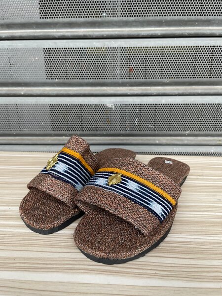 Sandales