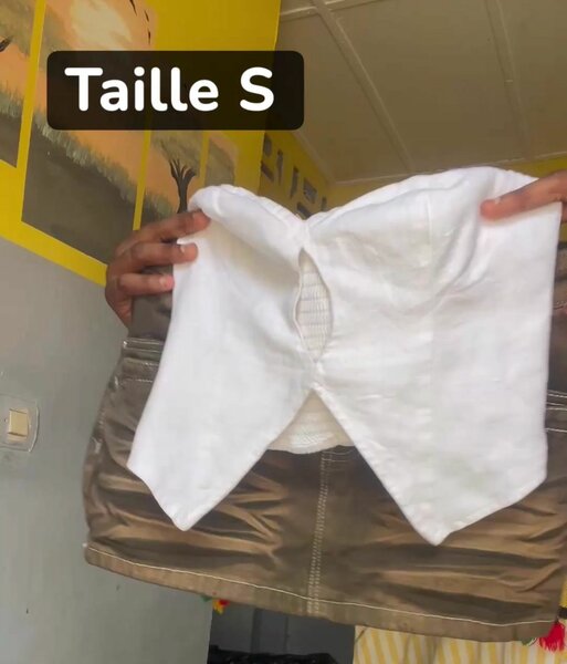 Corset blanc élégant