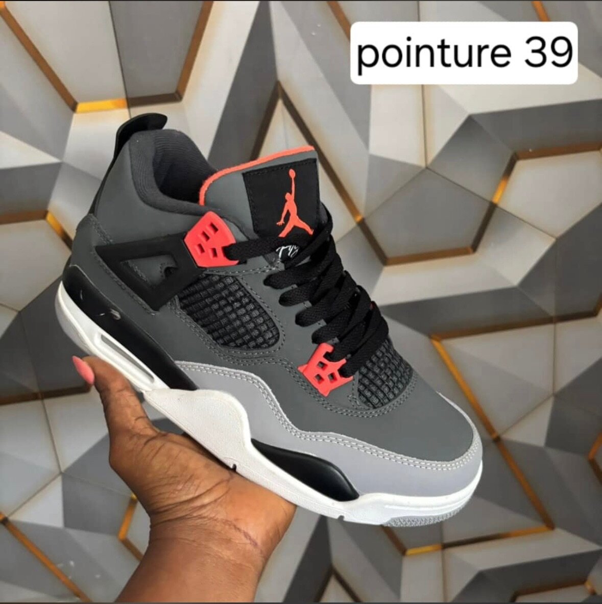 Air Jordan 4