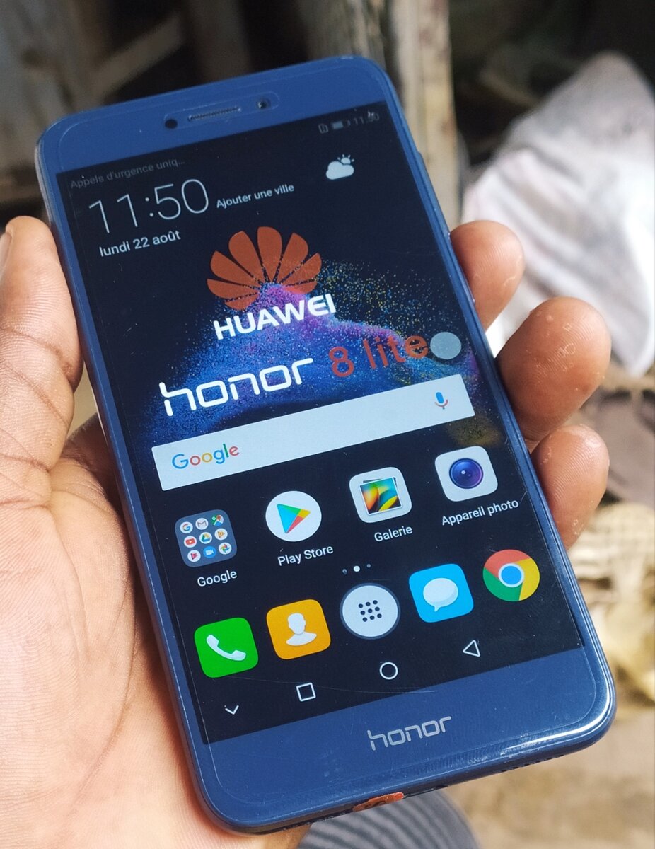 HONOR 8 LITE 128GB/8GB DE RAM 4G QUASI NEUF