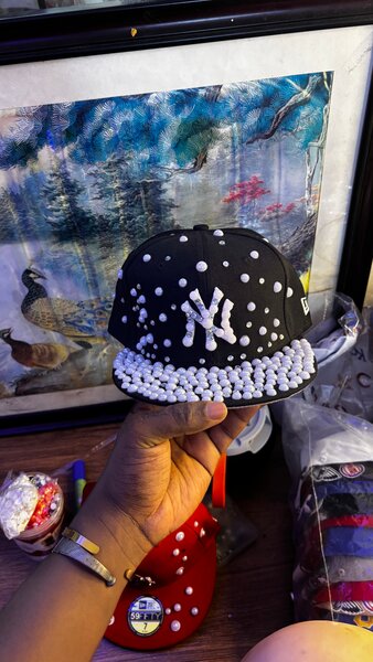 Casquette perlée stylée