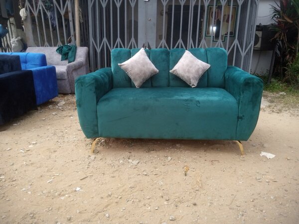 Canapé 2 places de couleur verte