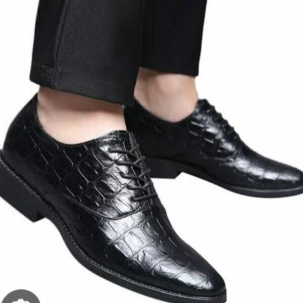Dress shoes