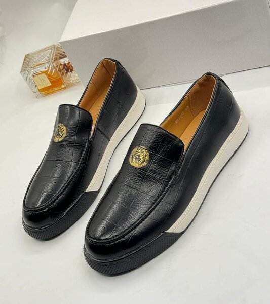 FASHION WEAR ALL BLACK