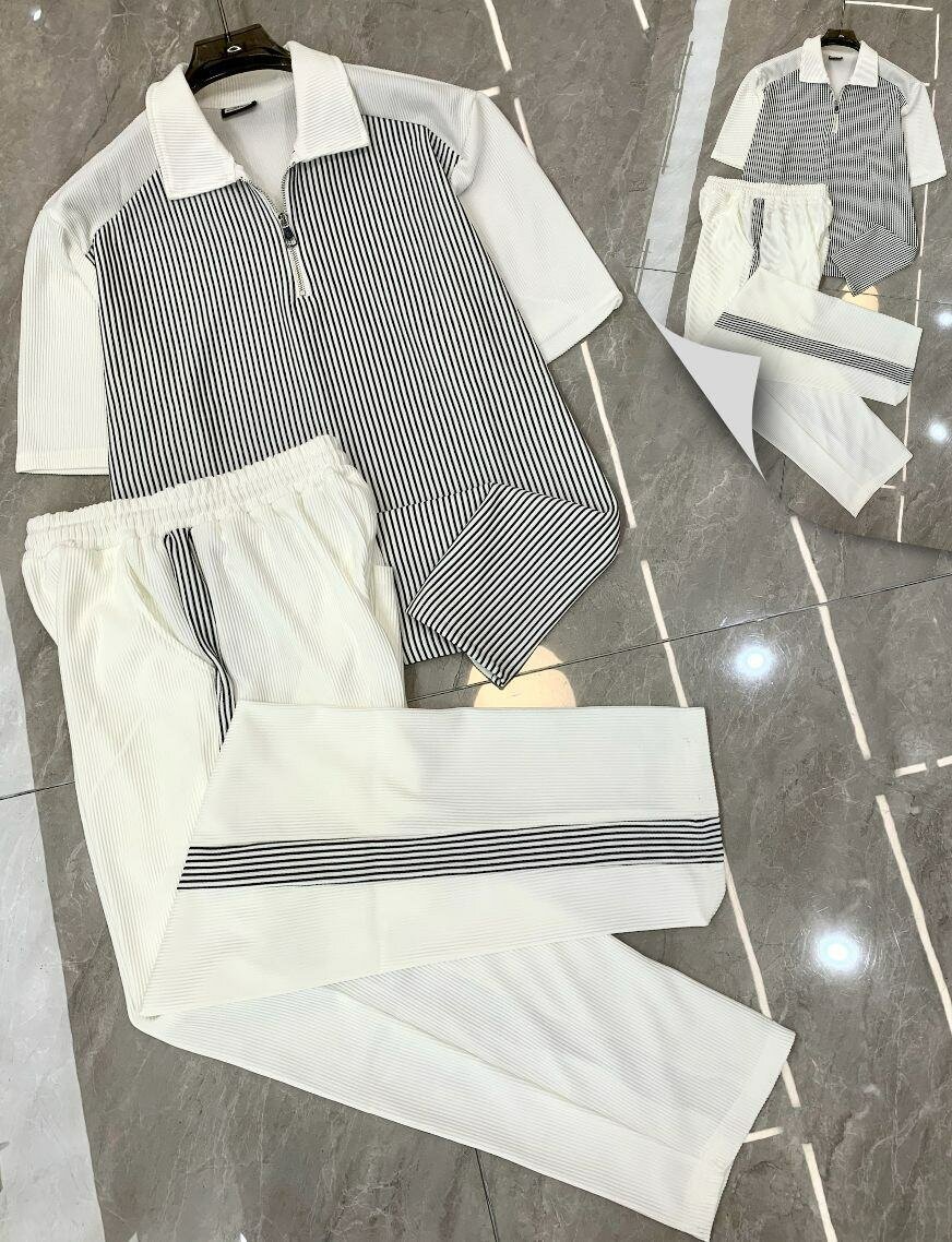 Ensemble de survêtement rayé