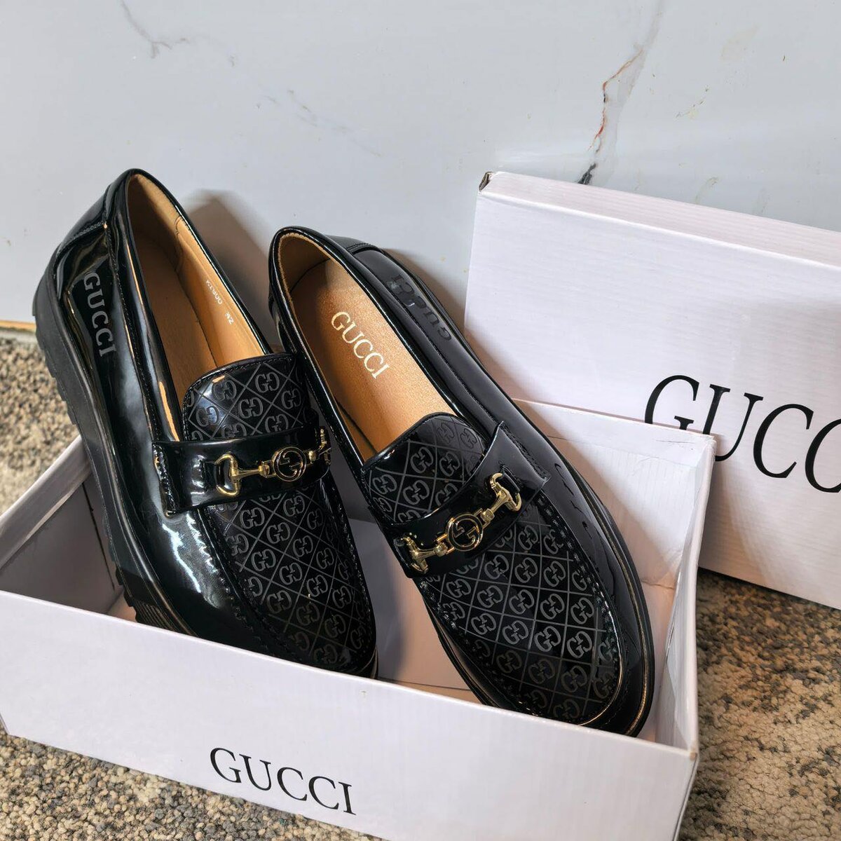 Mocassins en cuir Gucci noir