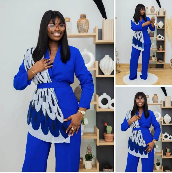 Tailleur élégant femme avec écharpe