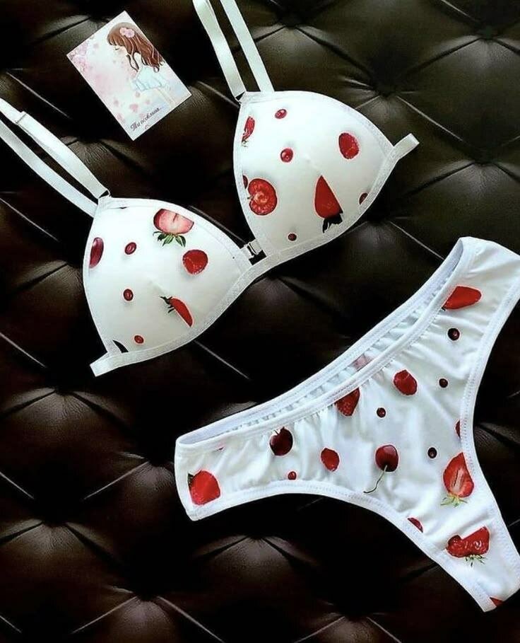 Ensemble lingerie féminin élégant