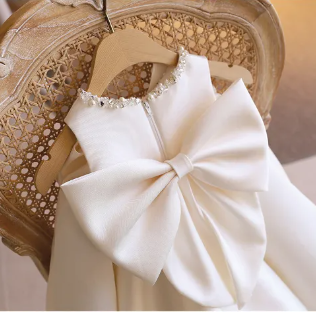 Girls Princess Dress Birthday Party Wedding Kids Girls Pearl Dresses Toddler Gowns White Ball Gown ( Fabric Silk) ( Size 03 Month To 3 Yrs)