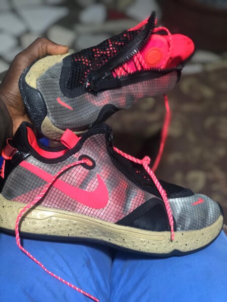 Sneakers de sport modernes