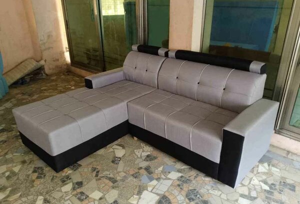 Canapé d'angle gris et noir en cuir