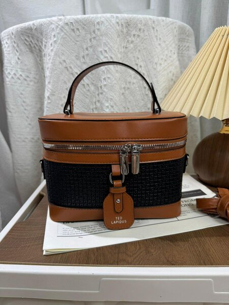 Sac à main élégant TED LAPIDUS