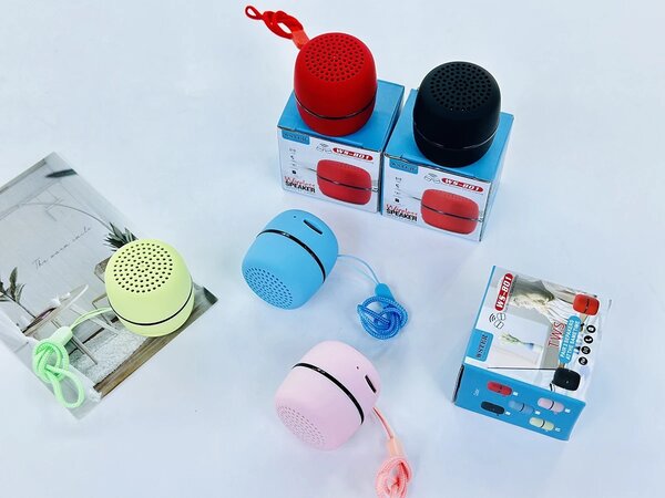 Wireless Bluetooth speaker
