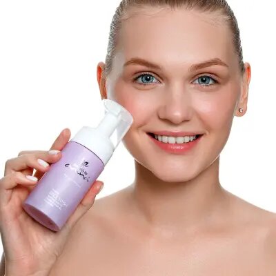 PURIFYING FACE WASH Our Purifying face wash for oily skin effectively cleanses away dirt and removes excess oil leaving it soft while respecting the skin's pH balance.