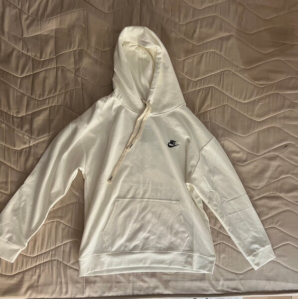 Sweat à capuche stylé