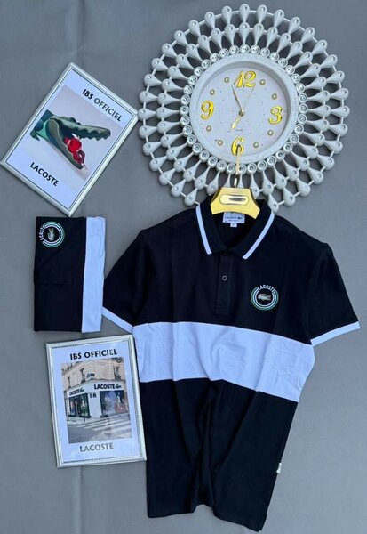 Polo noir avec motif élégant