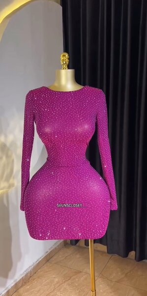 Robe moulante à paillettes