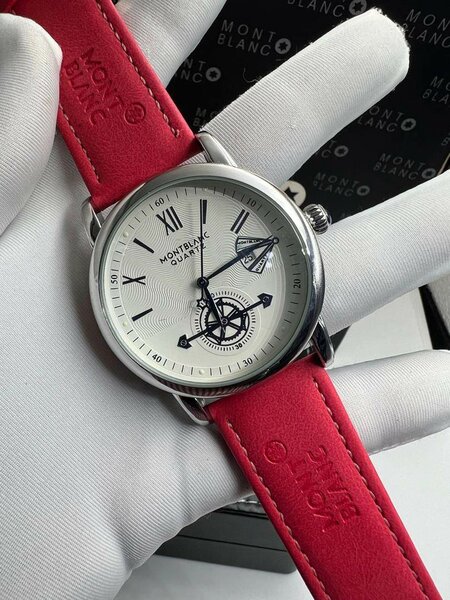 MontBlanc Montre Quartz Élégante